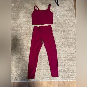 Old Navy Women's Magenta Leggings Set